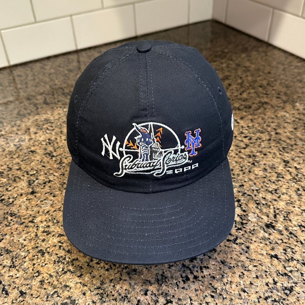 New York Yankees Mets New Era 2000 Subway Series Vintage Black Strapback Hat